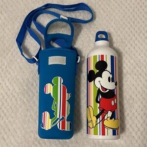 Disney Mickey Mouse Aluminum Drink
Bottle With Insulated Holder Blue
